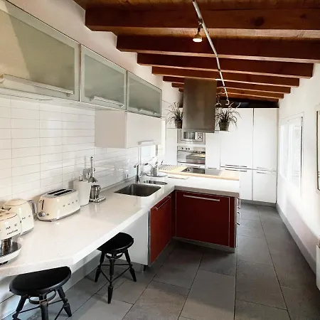 アパート Luxury Arquillos ビトリア・ガステイス